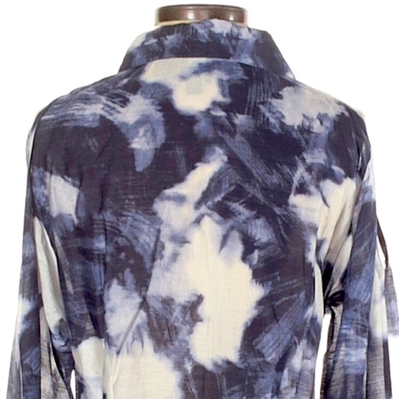W by Worth sz P (XS/S) top blue & white tie dye long sleeve cold shoulder blouse - Picture 9 of 16